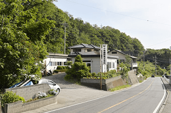 当社から見える河岸段丘の景色